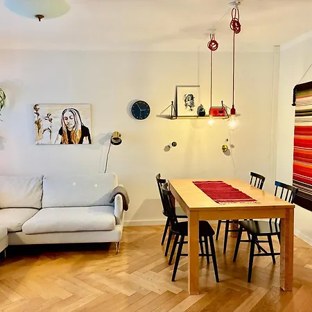 Scandinavian Design In The Center *